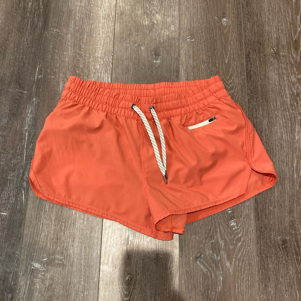 Vuori Women's Clementine shorts